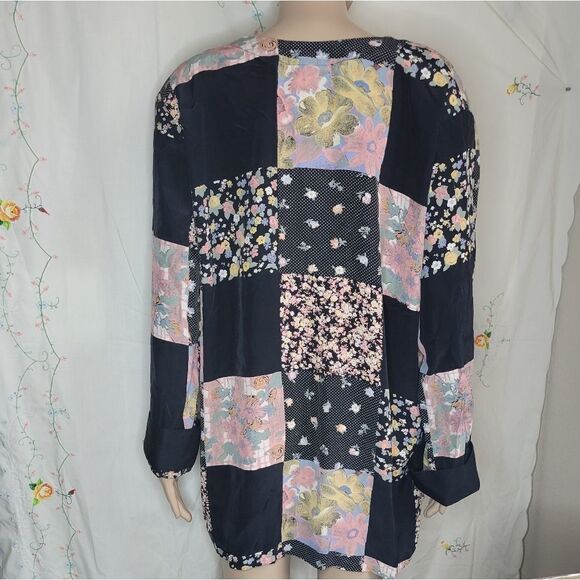 Vintage New Concepts MIX PRINT light weight blazer. - Picture 8 of 13